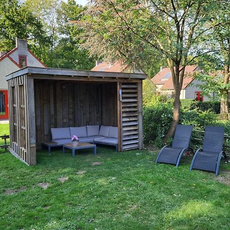 7 Person House With Garden, Firepit, Swimming Lake, Hammock, Child Friendly, In- And Outside Playground, Slide, And Great Coffee Ewijk Экстерьер фото