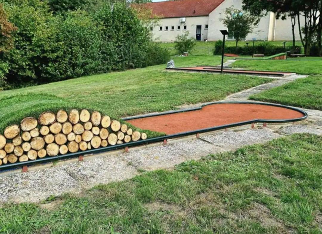 7 Person House With Garden, Firepit, Swimming Lake, Hammock, Child Friendly, In- And Outside Playground, Slide, And Great Coffee Ewijk Экстерьер фото