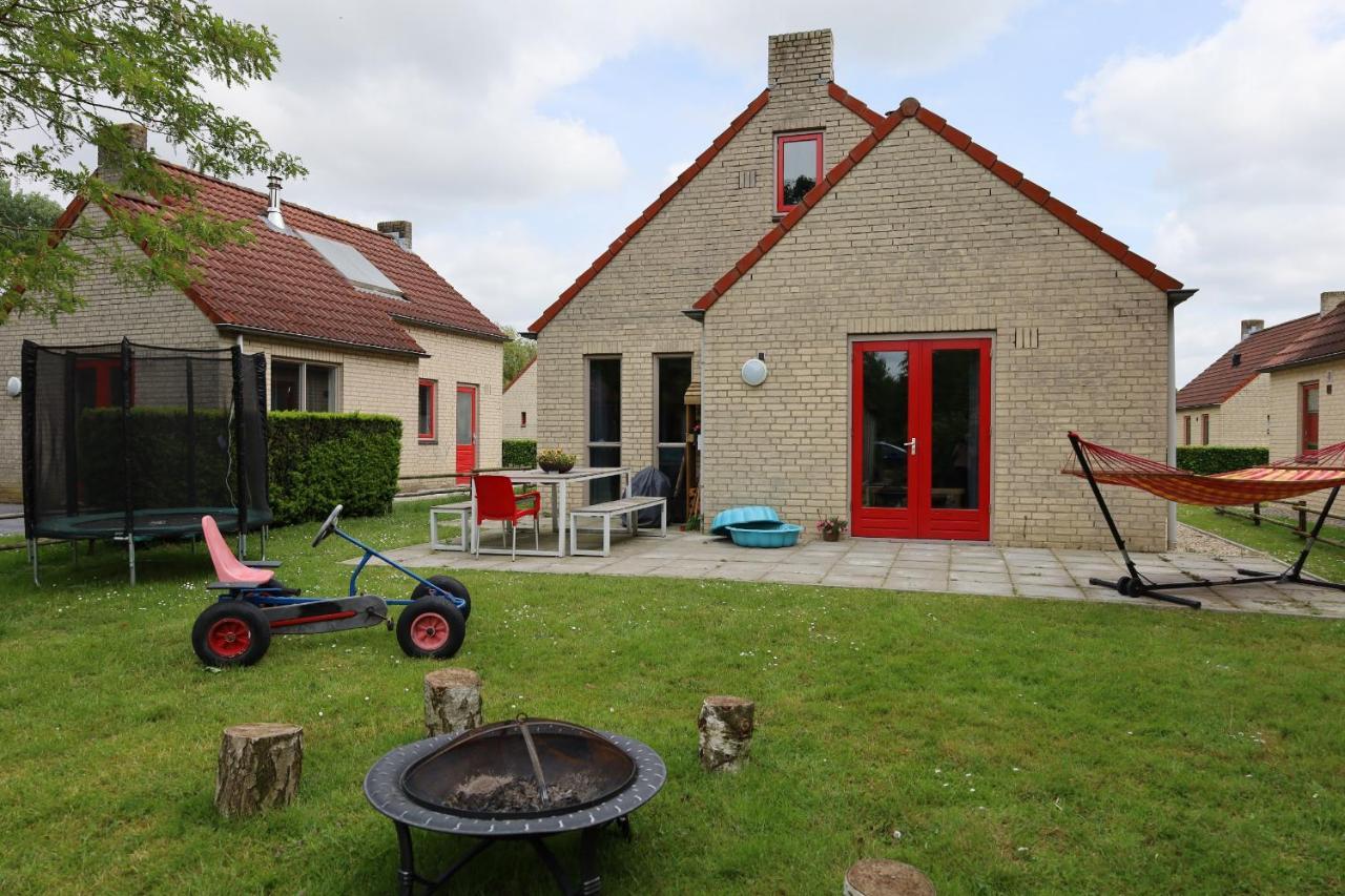 7 Person House With Garden, Firepit, Swimming Lake, Hammock, Child Friendly, In- And Outside Playground, Slide, And Great Coffee Ewijk Экстерьер фото